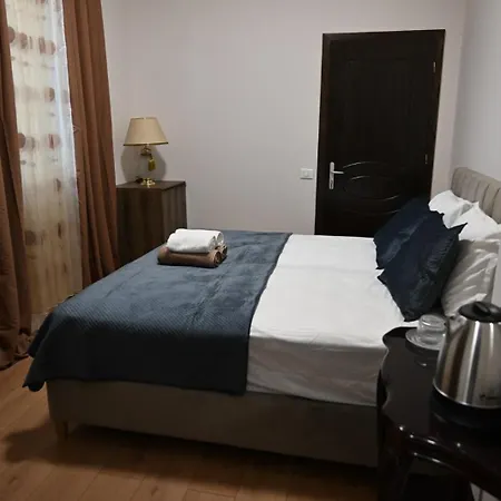 Rent 3 Apartament