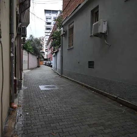 Rent 3 Tirana