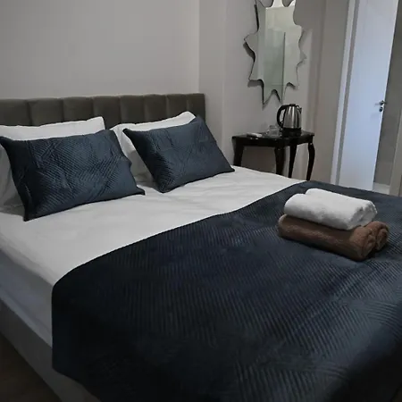 Rent 3 Apartament *